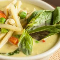 Green Curry - Rice Plate · Bamboo shoot, bell pepper, pea, basil in green curry.