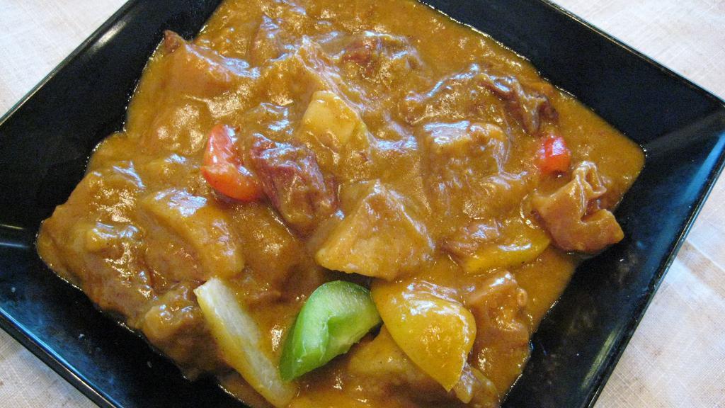 Curry Beef Brisket 咖哩牛腩 · 