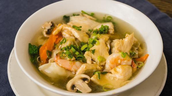 Won Ton Noodle Soup
 · Wonton served with prawns, chicken, mushrooms, carrots, spinach, scallions, and noodles in chicken broth.
