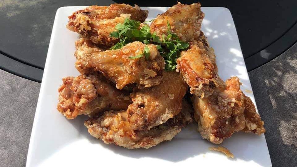 30. Fried Chicken Wings with Butter - Canh ga chien bo · 