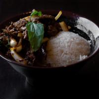 Basil & Dried Chili Bowls · Marinated and tossed with dried red chili flakes, thai chili, jalapeños, onions, tamarind, b...