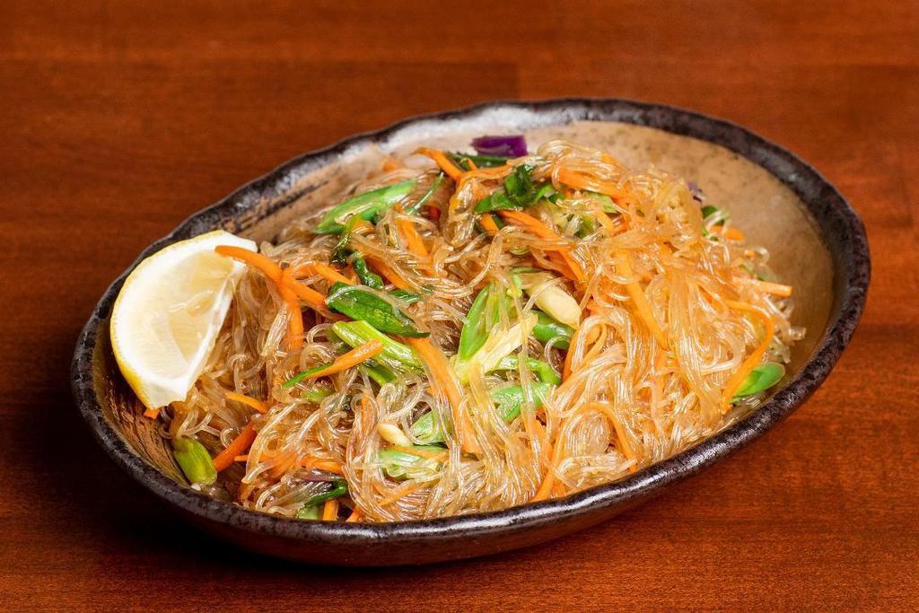 Pancit Sotanghon · glass noodles, carrots, red cabbage, green beans, garlic, scallion, soy