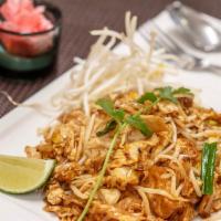 Pad Thai · Vegetarian, whats good. Thai famous pan-fried rice noodle with fried tofu, paprika, chopped ...