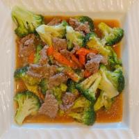 H2. Beef & Broccoli · Stir fry beef and broccoli with garlic in sesame oil.