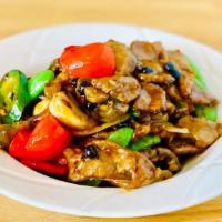Black Bean Chicken 豆豉雞 · White meat chicken, onions, bell peppers, mushrooms, stir-fried with black bean brown sauce.