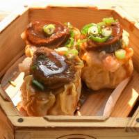 Abalone Siu Mai (3) | 吉品鮑魚燒賣 · jin bing abalone topped a jumbo pork& shrimp dumpling