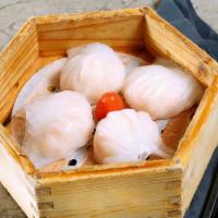 Classic Shrimp Dumpling (ha Gow) (4) 經典蝦餃 · classic shrimp & bamboo shoot dumpling
