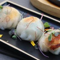 Shrimp, Corn, Cheese & Chive Dumplings (3) | 粟米韮菜果 · lightly pan sear dumpling filled with garlic chives, shrimp & cheese
