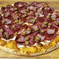 Pura Carne (All Meat) · Red Tomato Sauce, Shredded Mozzarella Cheese, Salami, Pepperoni, Ham and Italian Sausage.