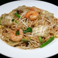 Shanghai Noodle Three Delights · Stir fried shrimp, calamari, chicken, shiitake mushrooms, bean sprouts, egg, and noodles.