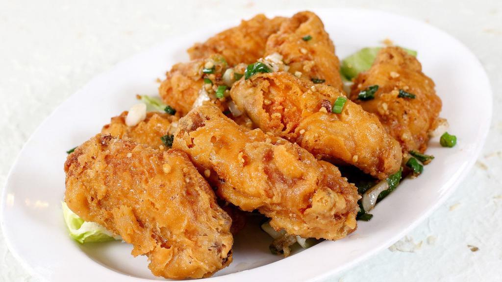 Salt and Pepper Chicken Wings · Spicy.