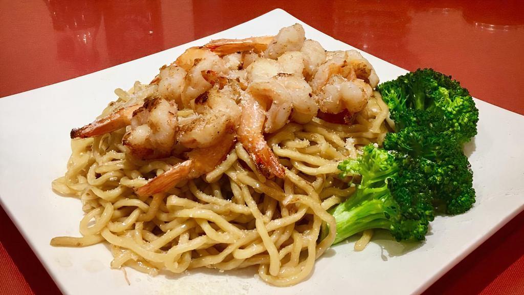 Garlic Noodle · Stir fried wheat noodle in garlic sauce, topped with grilled prawns and sprinkles of grated parmesan cheese.