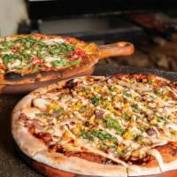 Gf Barbeque Chicken Pizza · balsamic bbq sauce, roasted onions, mozzarella, corn, calabrese
