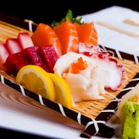 Sashimi Combination · 12pcs chef's choice
