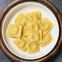 Meat Ravioli Pasta Prodigy · Fresh meat ravioli cooked with your choice of sauce and toppings!