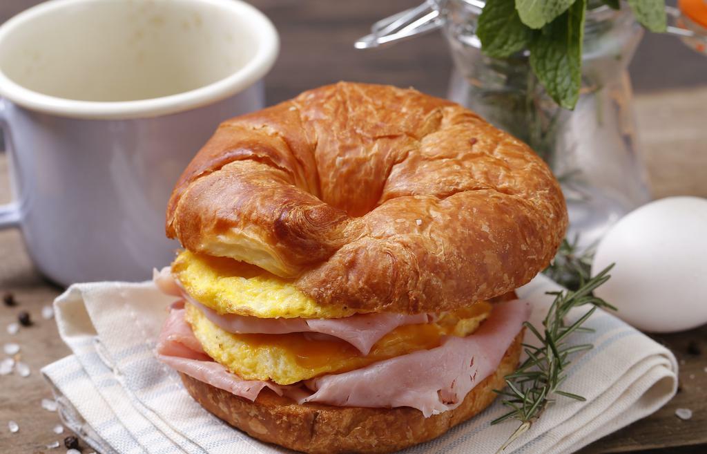 Morning Fog · Egg, Ham & Cheddar Cheese.