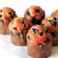 Organic Blueberry Muffin · Sweetened soft muffin cake with blueberry.