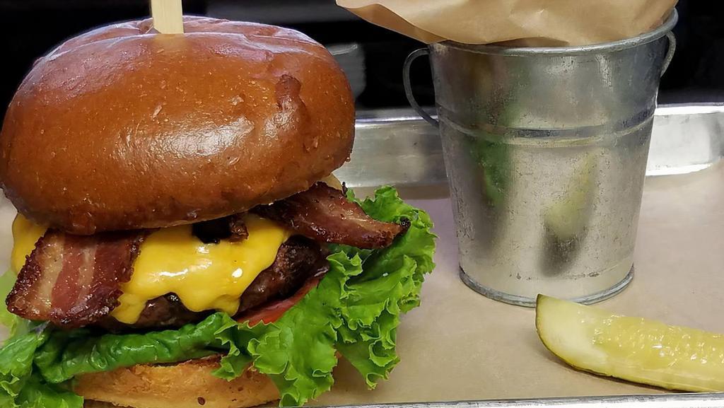 Chargrilled Stemple Cheeseburger · 1/2 Pound Organic Grassfed Sonoma County Beef from Stemple Creek. Served w/Lettuce, Tomato, Onion.