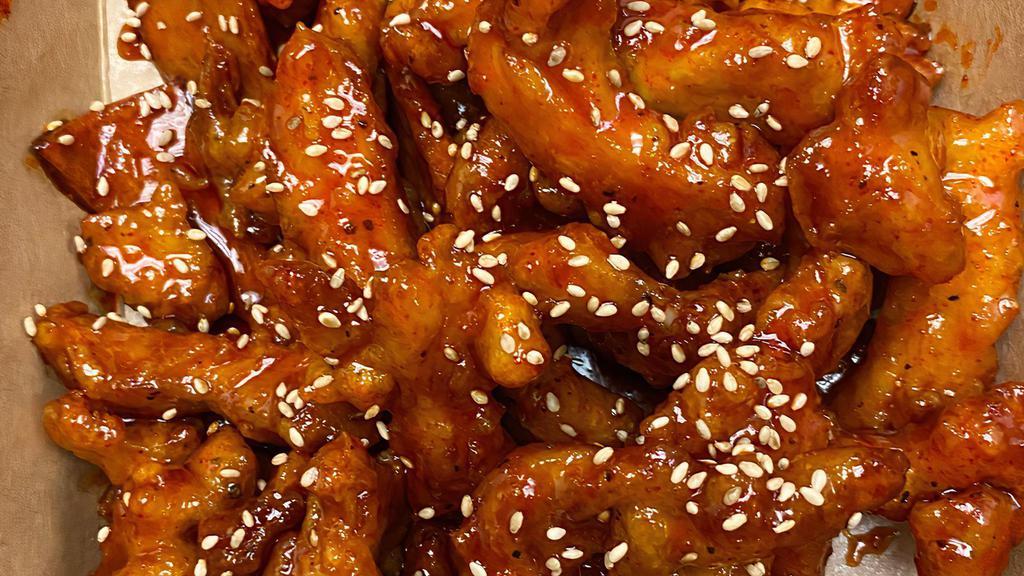 Sweet & Spicy Fried Chicken  *New · 닭강정(Sweet & *Spicy)  
Boneless Chicken Thigh, Peanuts .