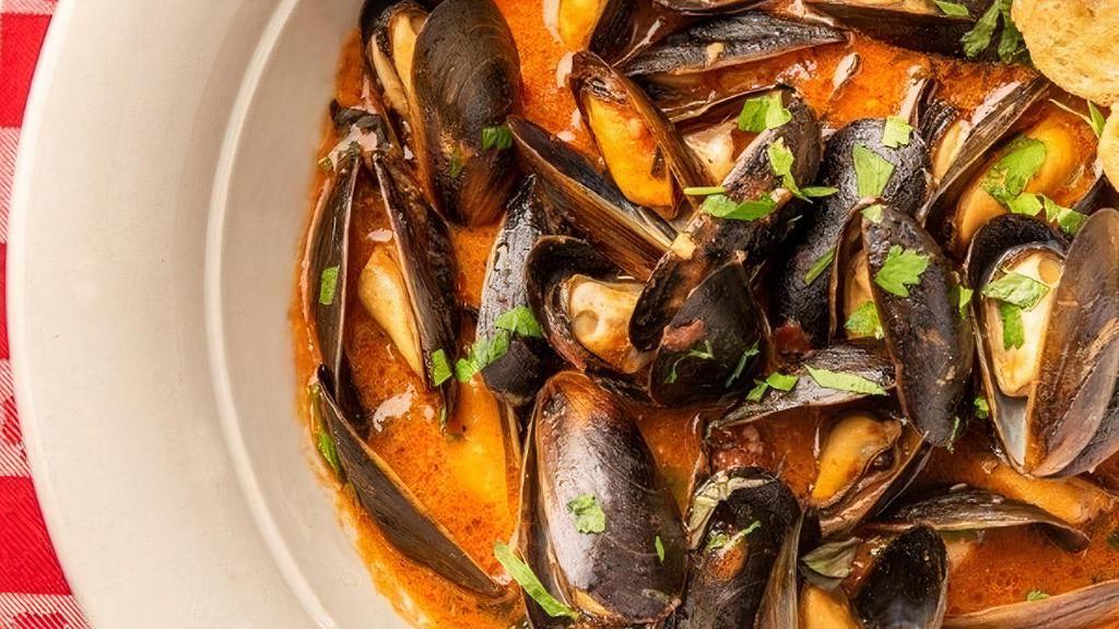 Prince Edward Island Steamed Mussels, Diavolo Style · Diavolo Sauce