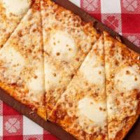 Cheese Flatbread Pizza · 