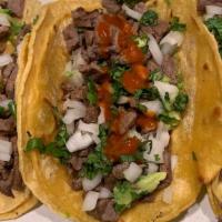 Tacos De Cecina · carne acecina cilantro cebolla salsa
