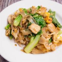 Pad See Ew · Stir fried flat rice noodle and your choice of meat with egg and Chinese broccoli in sweet b...