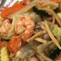 24. Mixed Fried Noodles with Shrimp / Mì Xào Tôm · Shrimp chow mein / chow fun.