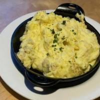 Garlic Mashed Potatoes · Kennedy potato with garlic cream & hamhock gravy