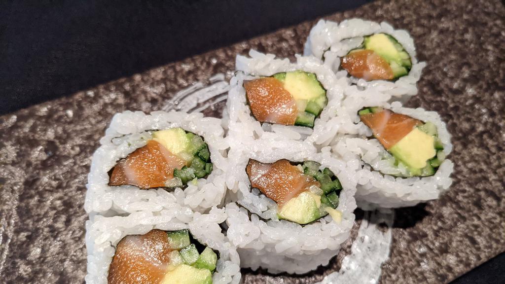 Alaska · Classic Roll With Salmon, Avocado and Cucumbers.