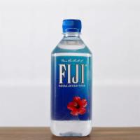 FIJI Natural Artesian Water - 16.9 oz (500ml) · 