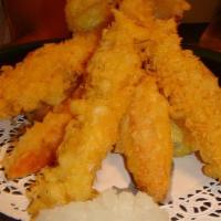 Tempura · 2 pcs deep fried shrimp and 5 pcs vegetables