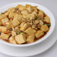 H23.  麻婆豆腐 Ma Po Tofu  · Spicy.