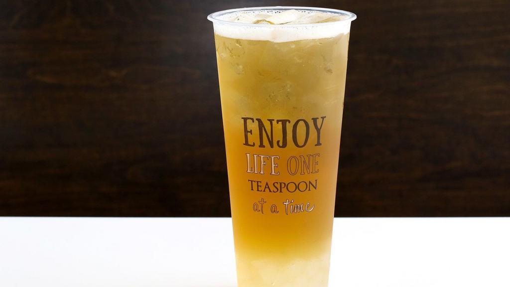 White Crystal · White grape infused oolong tea with crystal boba.