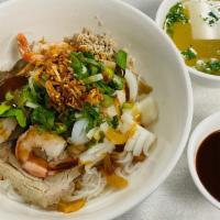 49. Hủ Tiếu Nam Vang · `Cambodian Rice Noodle Soup