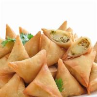 Cock Tail Samosa · 8 pieces.