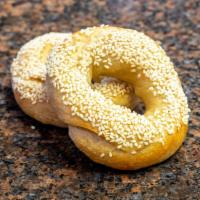 Bake Your Own Amazing Bagels · Per kit. Each kit contains 18 ounces frozen naturally fermented, organic bagel dough (enough...