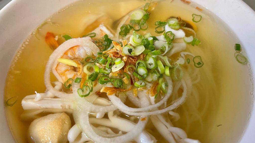Seafood Noodle Soup (Hủ Tiếu Thập Cẩm) · With shrimp, mussel, fishball, and calamari.
