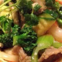 Crispy Noodle Basket (Mì Xào Dòn) · Chicken, beef, tofu, mix vegetable, shrimp, calamari or combination.