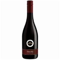 Kim Crawford Pinot Noir (750 ml) · Kim Crawford Pinot Noir Red Wine reflects the care that went into its creation. The high qua...