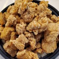Popcorn Chicken Bowl  | 盐酥鸡饭 · 683 cal.