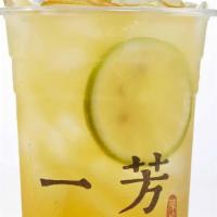 Lemon Green Tea 九如檸檬綠 · Indulge yourself with this green tea drink with freshly squeezed lemon juice. The lemon citr...