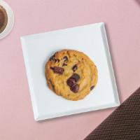 Mix & Match Cookies · A box of two chocolate chip cookies paired with two delicious triple choc cookies!