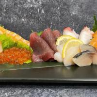 Sashimi Moriawase · 18 piece chef's choice sashimi