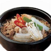 Sukiyaki · Thinly sliced beef mixed
vegetables and sweet
potato noodles in a
soy broth.