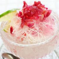 Faloodeh · Mixture faloodeh with thin rice noodles, rose water, lime and granita.