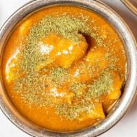 Kukkar Methiwala · Boneless chicken cooked with fenugreek herb in gravy of garam masala, onions and spices.