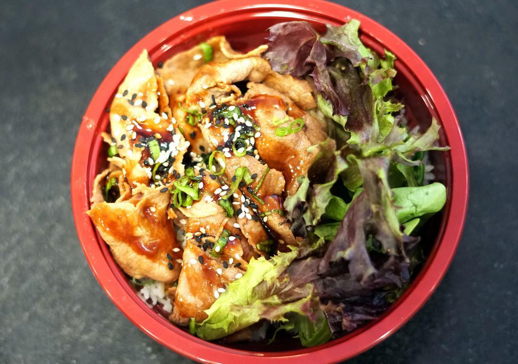 Sukiyaki Beef Bowl · Rice, Mix Green, Green Onion, Sesame Seed, Egg and Unagi