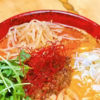 Spicy Miso Ramen · <Spicy miso with Creamy Chicken Broth>
Toppings : Minced Chicken Meat, Spicy Bean Sprout, To...