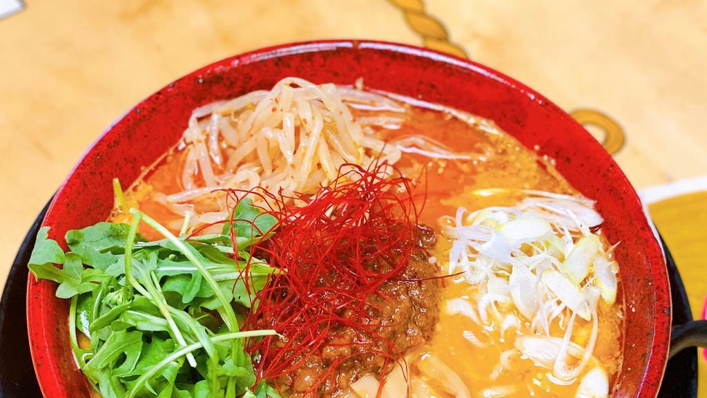 Spicy Miso Ramen · <Spicy miso with Creamy Chicken Broth>
Toppings : Minced Chicken Meat, Spicy Bean Sprout, Tokyo Negi, Arugula, Bamboo Shoots,  Shredded Chili